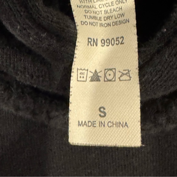 Santa Cruz Skateboards Black Hoodie with Gray Graphics - Picture 5 of 6